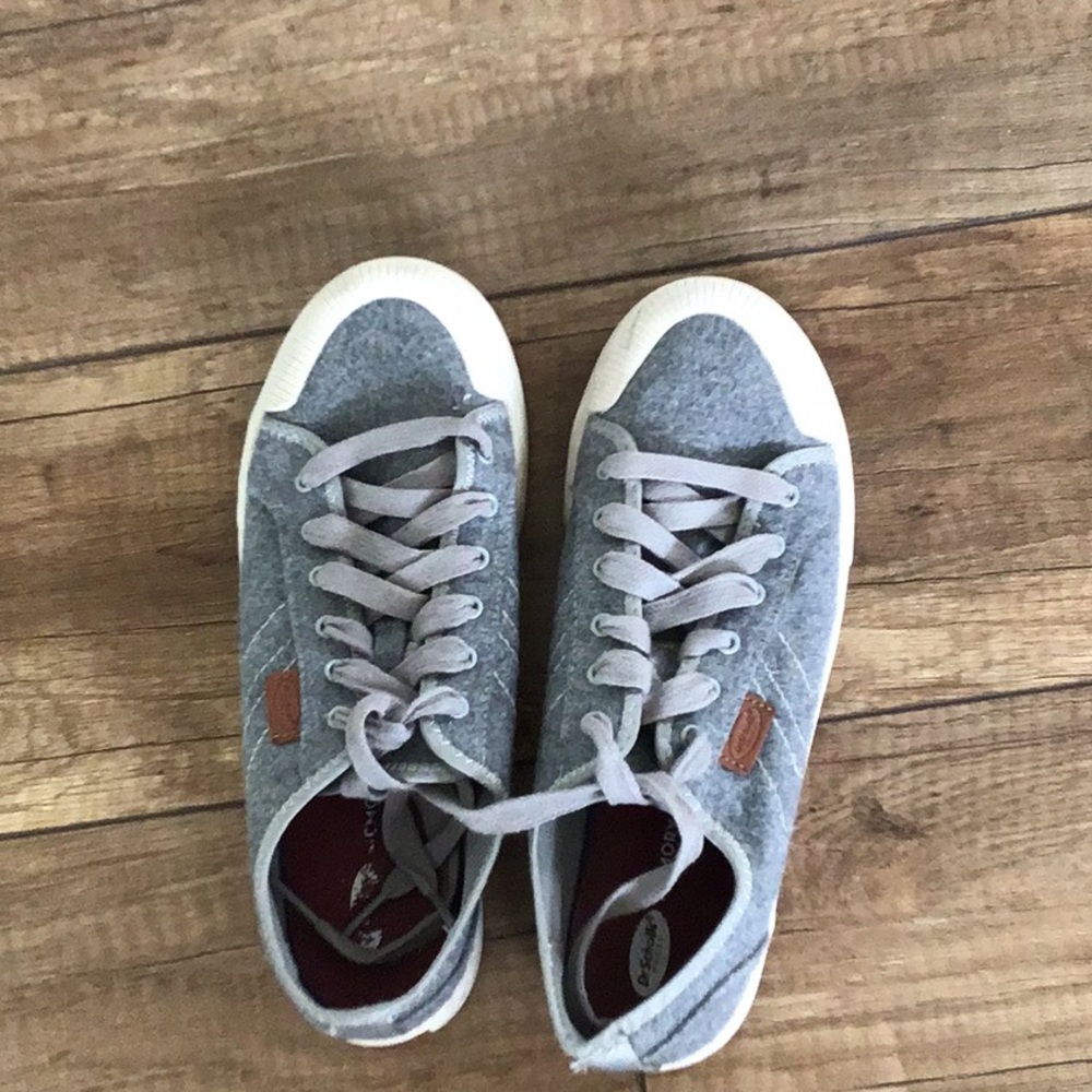 Gray Tennis Shoes